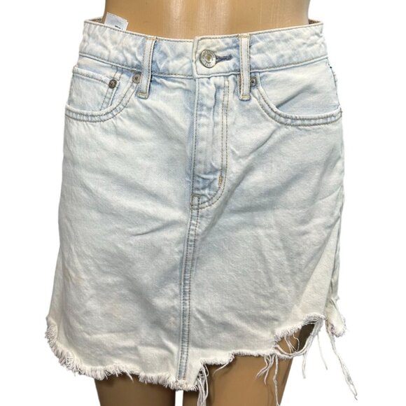 American Eagle Womens Super High Waisted Distressed Denim Mini Skirt Size 0 Fest - Picture 5 of 6